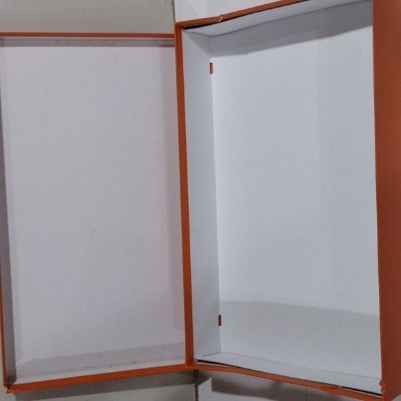 Hermes Paris Luxury Designer empty Storage Box in good condition 15x9.5x2.5-inch - Picture 4 of 7